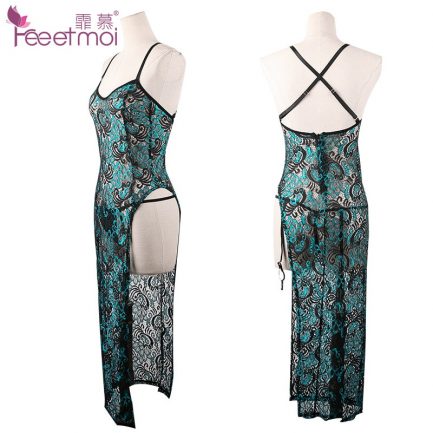 High-end Chinese cheongsam, woman sexynight dress peacock, hollow embroidery retro dress